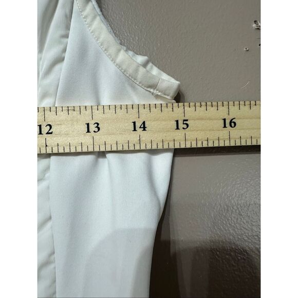 Lululemon Run For Cold White Vest Women's Size 2US - Picture 7 of 13